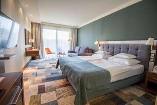 Отель Hotel Aquarius SPA Колобжег Двухместный номер с 1 кроватью или 2 отдельными кроватями-1